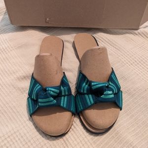 Rothy's Knotted Slides